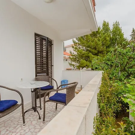 Apartment Franeta