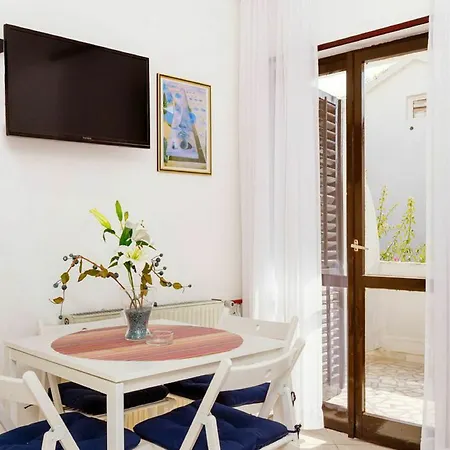 Franeta Apartment